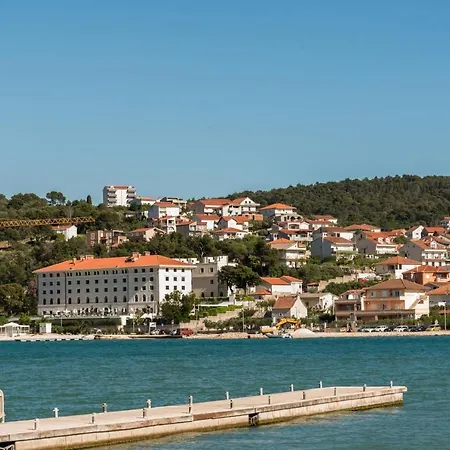 Apartament View Of *